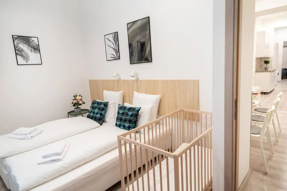 Very Central Extra Large Brand New Aircon Apartment Budapest 0*,  Hongrie