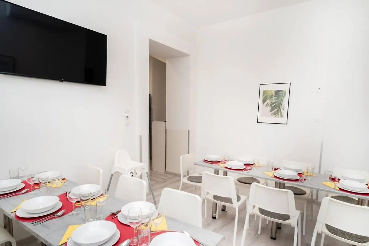 Very Central Extra Large Brand New Aircon Apartment Budapest 0*,