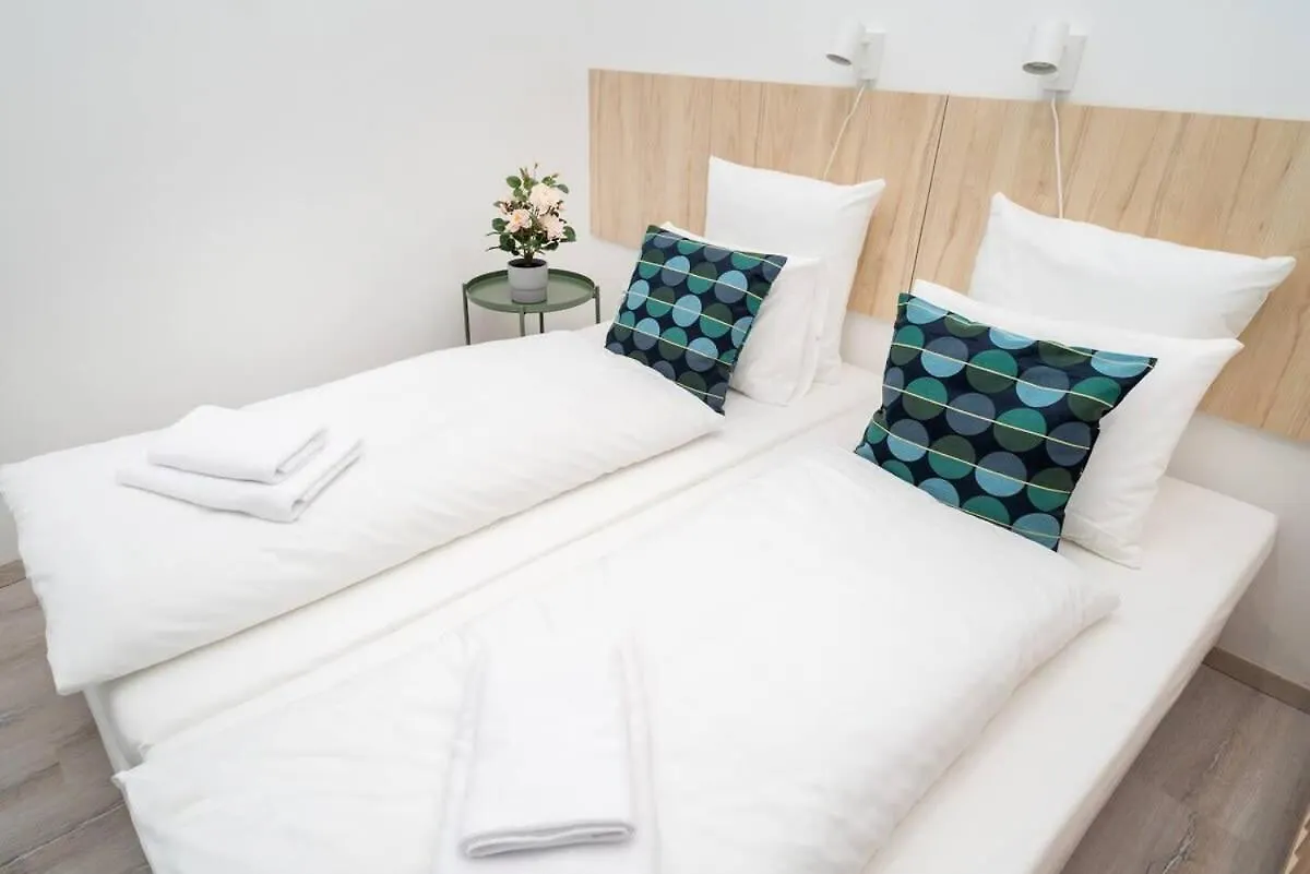 Very Central Extra Large Brand New Aircon Apartment Budapest