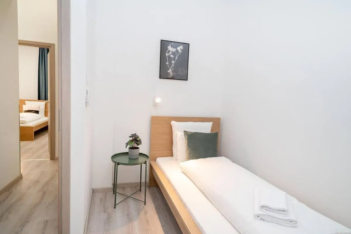 Very Central Extra Large Brand New Aircon Apartment Budapest
