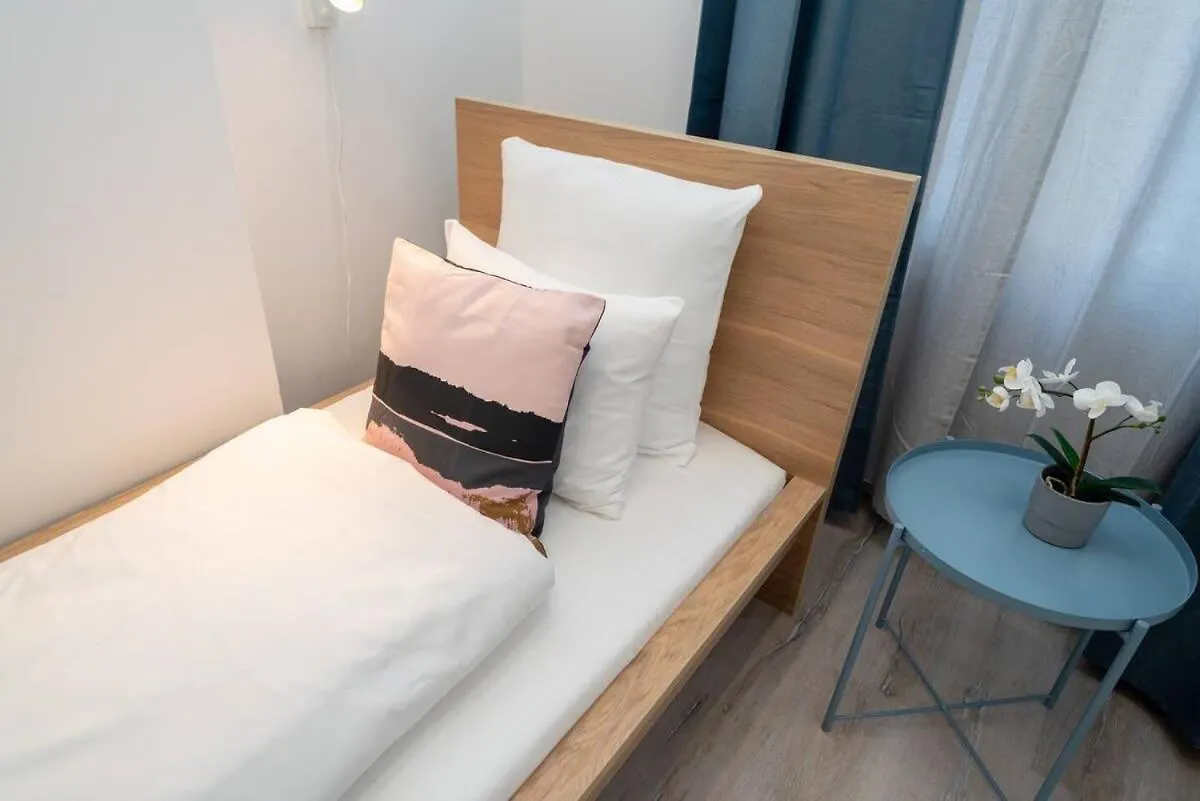 Very Central Extra Large Brand New Aircon Apartment Budapest