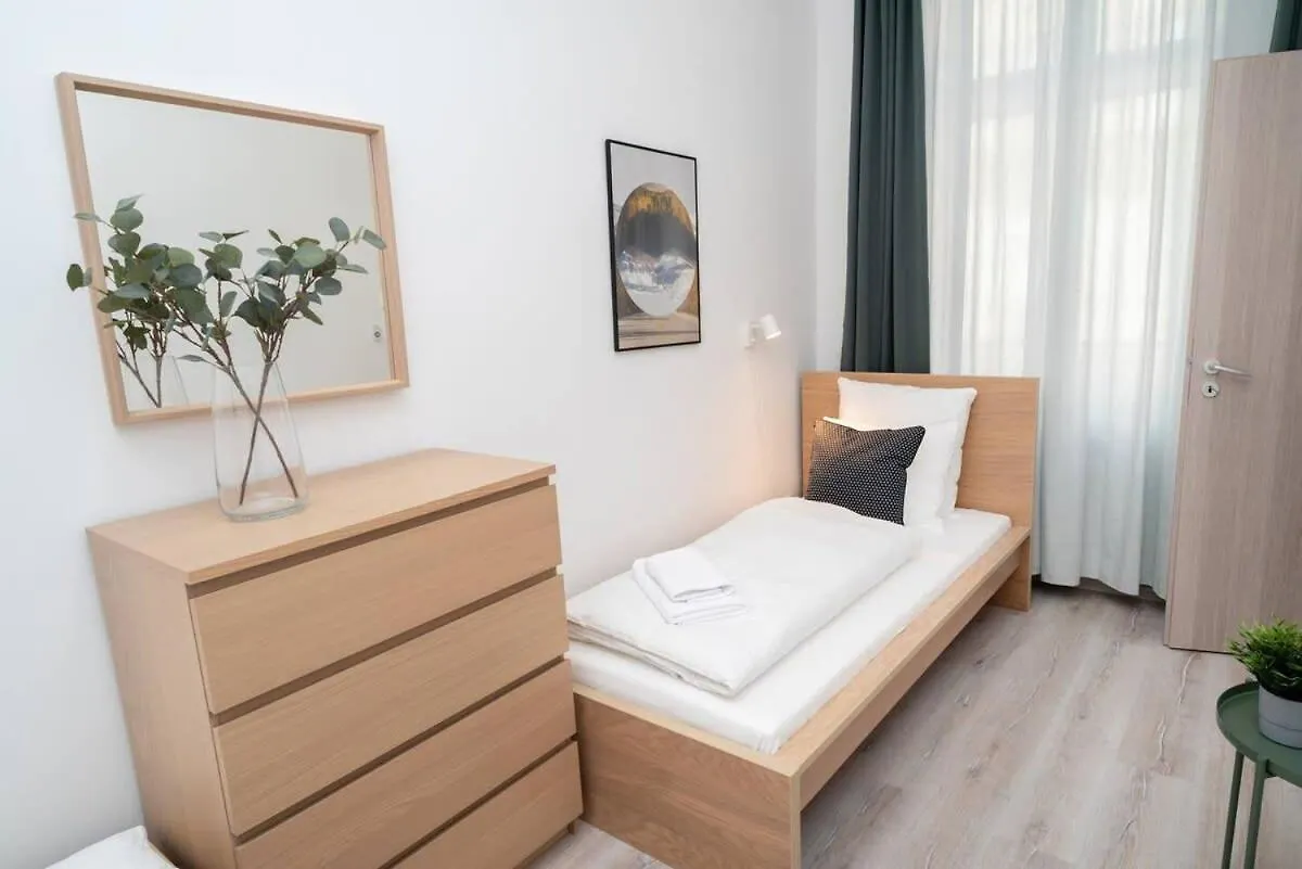 Very Central Extra Large Brand New Aircon Apartment Budapest 0*,  Hongrie