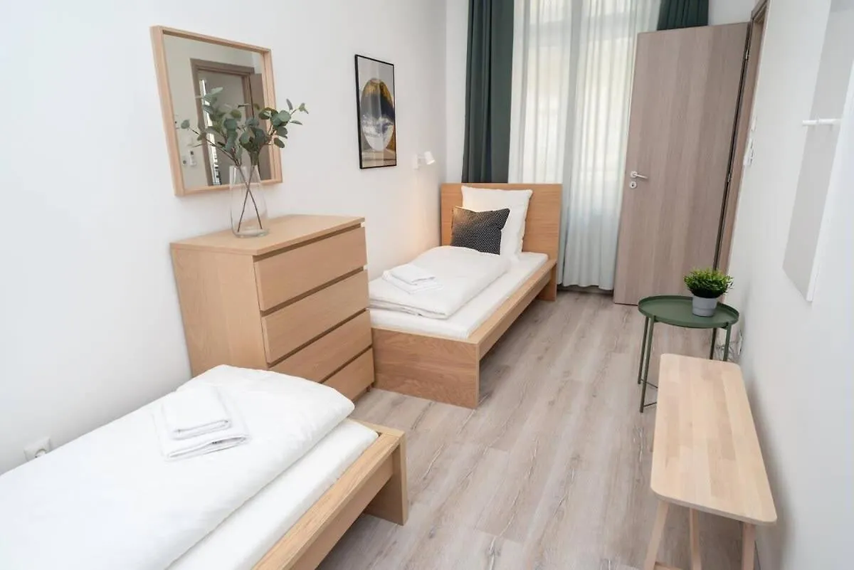 Very Central Extra Large Brand New Aircon Apartment Budapest